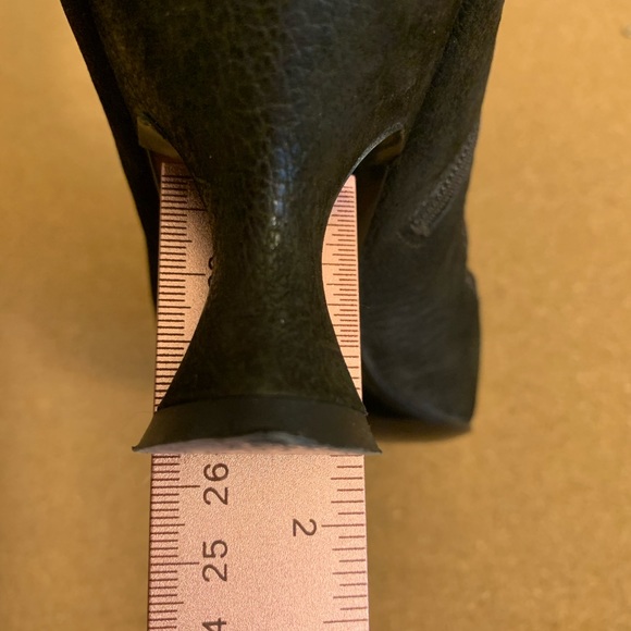 Prada brown suede low heel seamed booties 38.5 - Picture 9 of 10